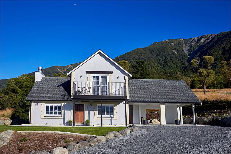 m-170216-sky-harbour-47469