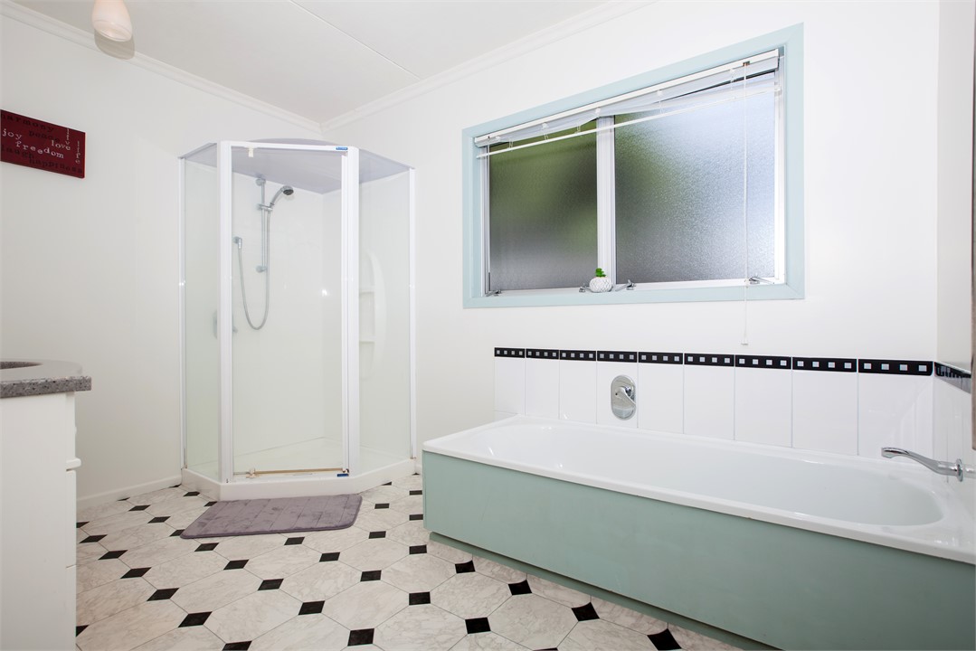 Downstairs main bathroom