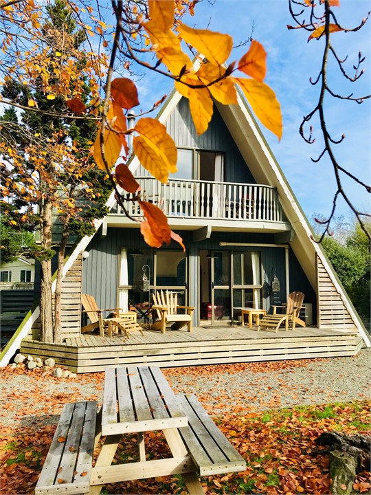 AFrame. Ideal for families and large groups. Greytown Villa for rent