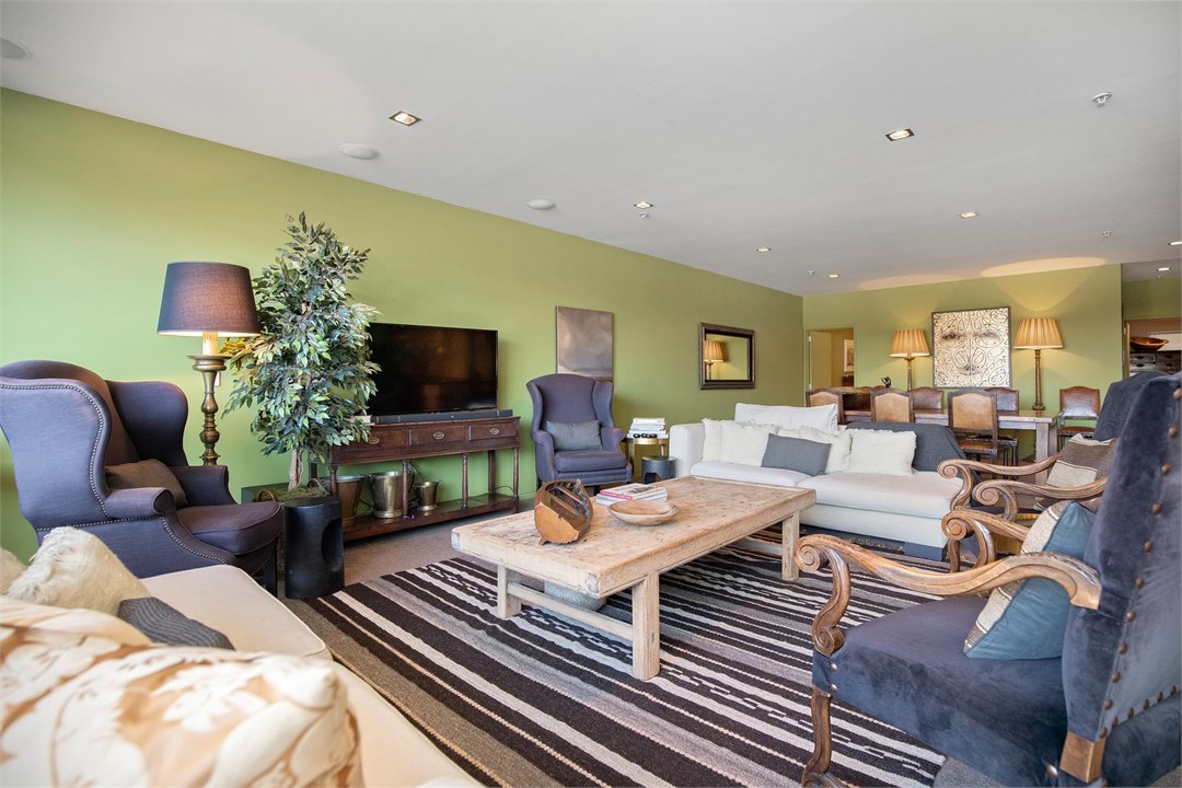 THE SHOTOVER | CBD Luxury, Rooftop Terrace Aura Qu