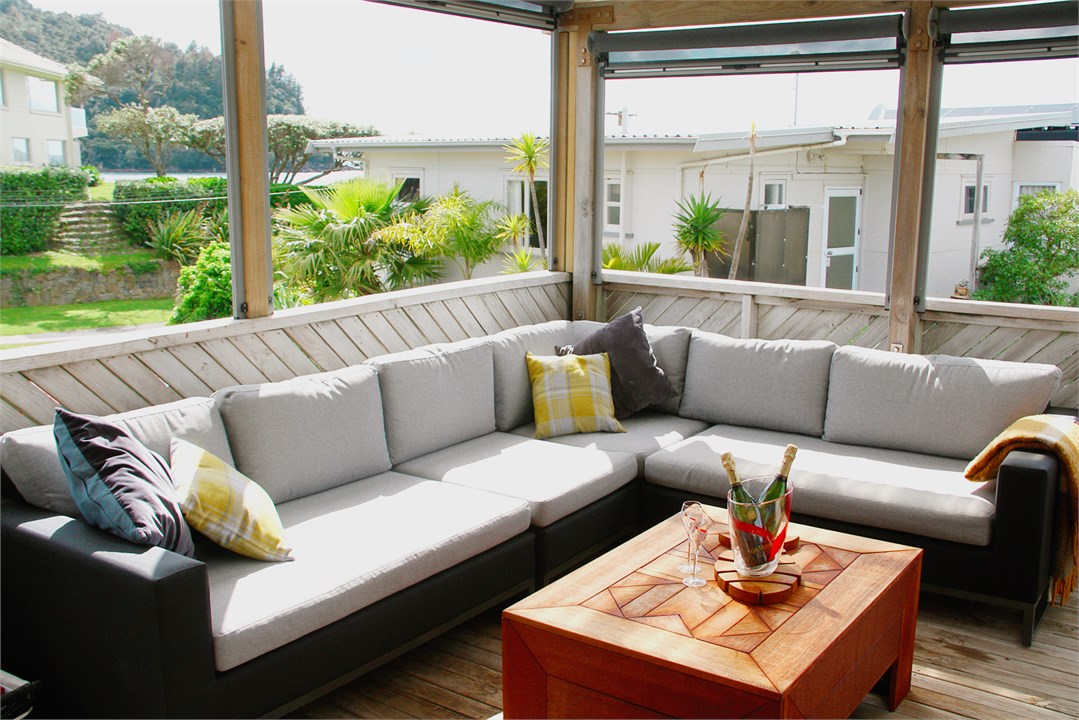 Outdoor lounge (drop down all weather blinds & hea