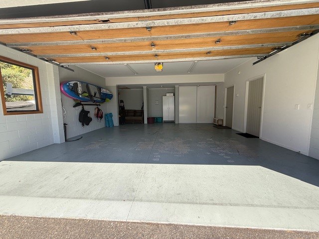 Double integral garage