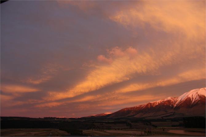 Sunrise over Mt Hutt