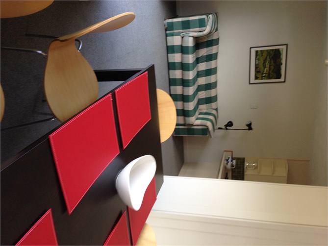 Dining toward kitchen