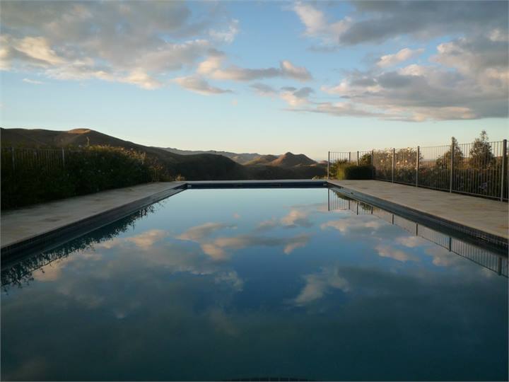 Magnesium swimming pool