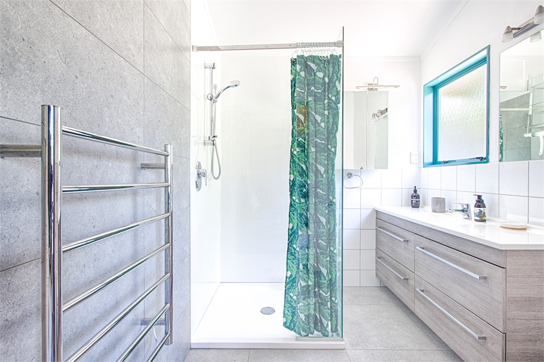 Master room Ensuite includes toilet