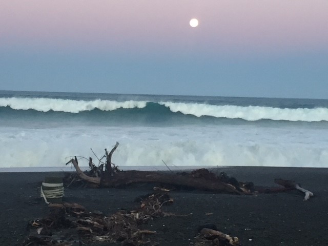 Moon at the Beach, Big Waves
