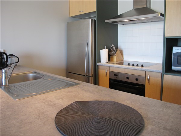 full kitchen - dishwasher & front loader washer