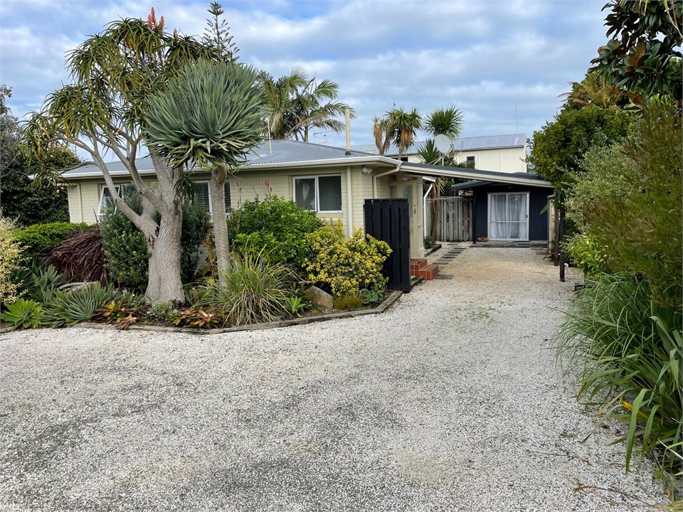 Ohope Beach Harbour Cottage Ohope Beach Bach for rent Holiday Houses