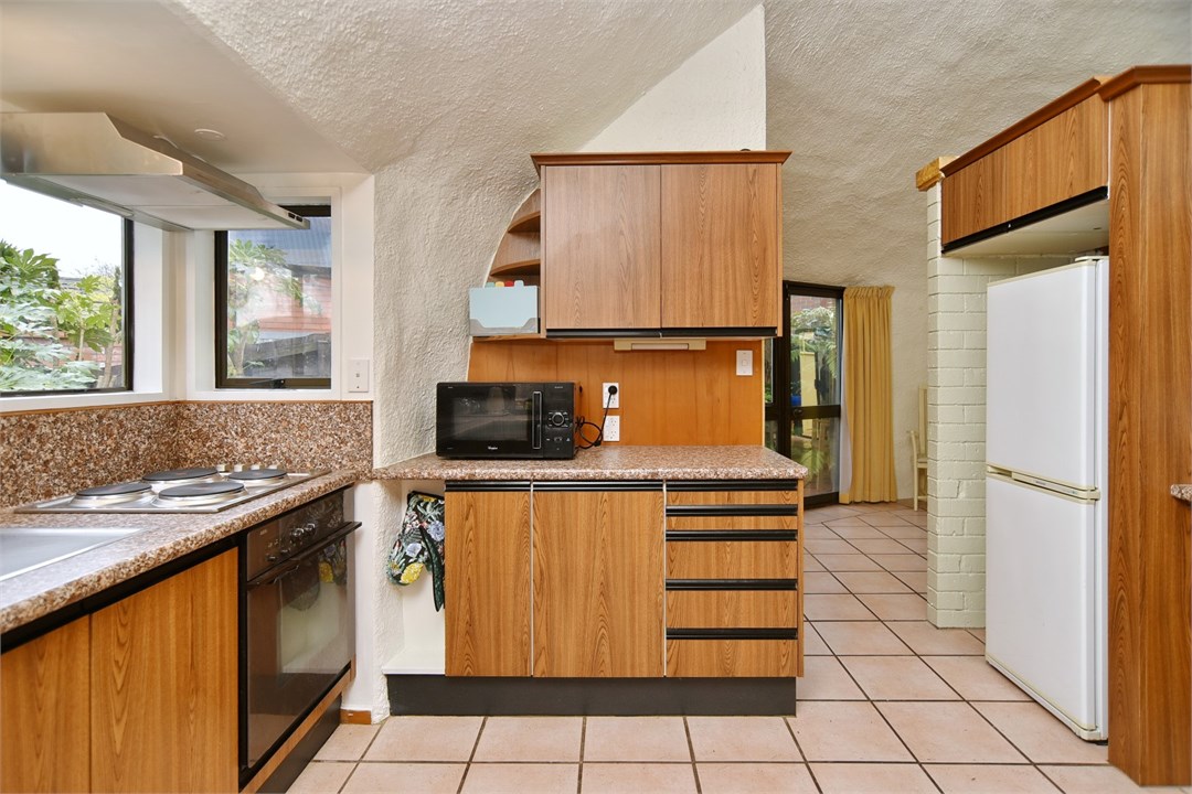 Fully equipped Kitchen area