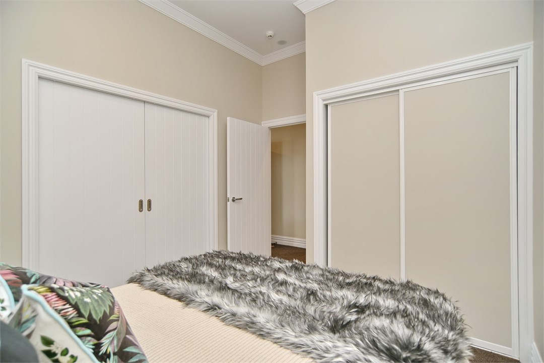 Bedroom 1 has a King bed