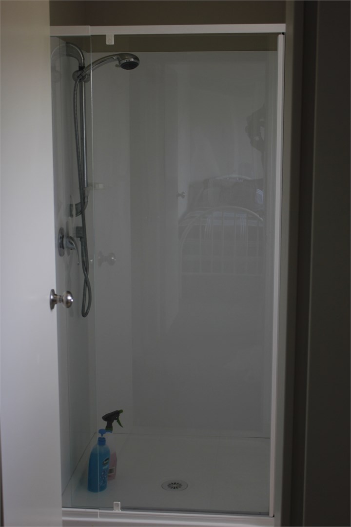 Shower in downstairs bathroom
