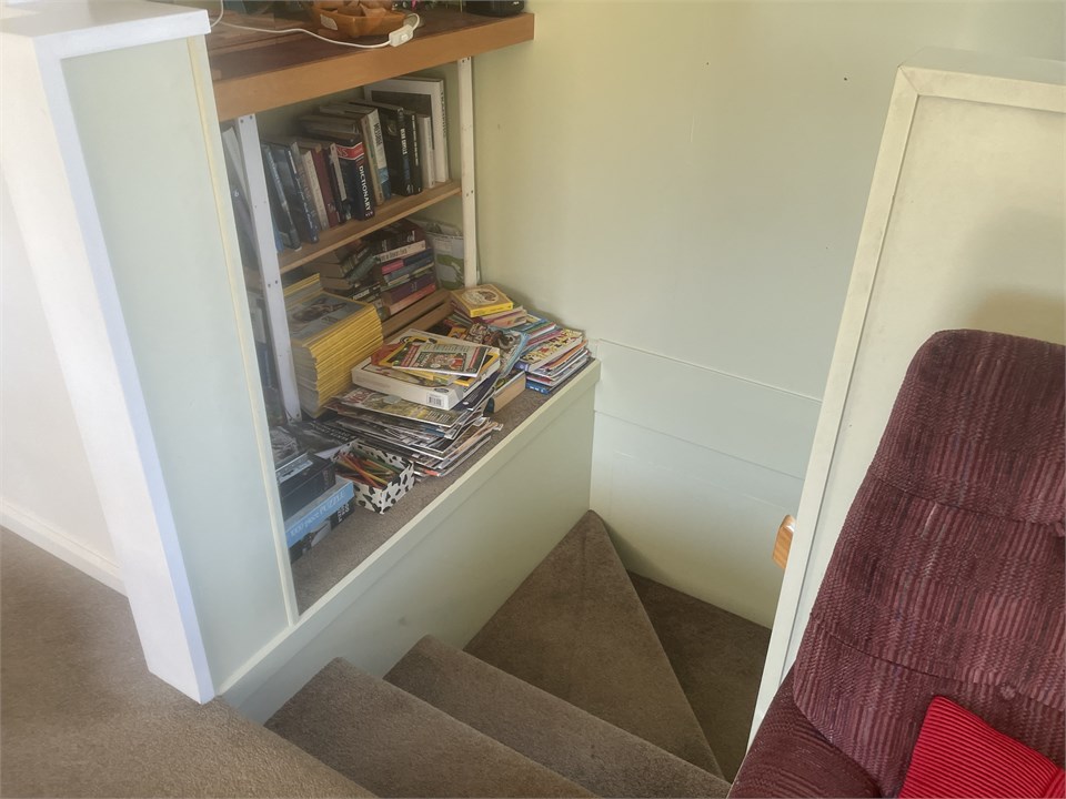 Stairs to downstairs bedroom - careful with young 