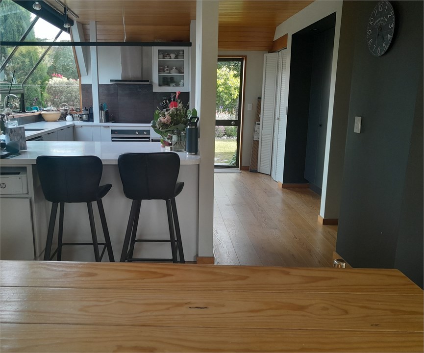 Open plan dining/kitchen