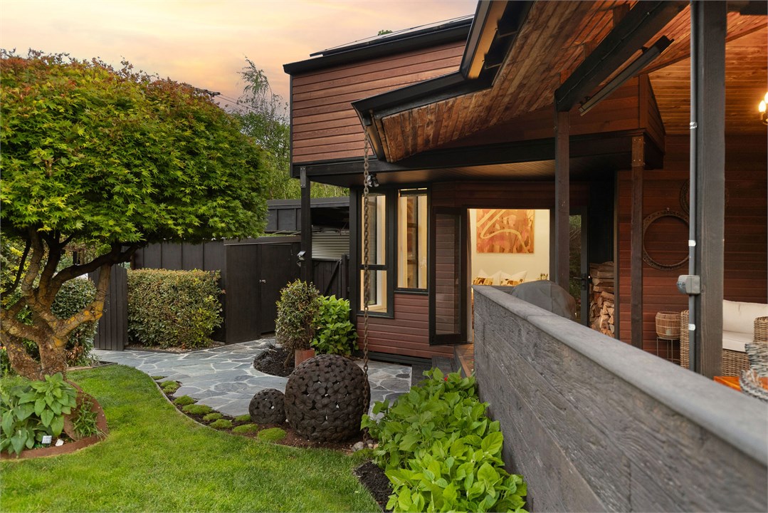 Aura Queenstown Holiday Homes | Arrowtown Luxury E