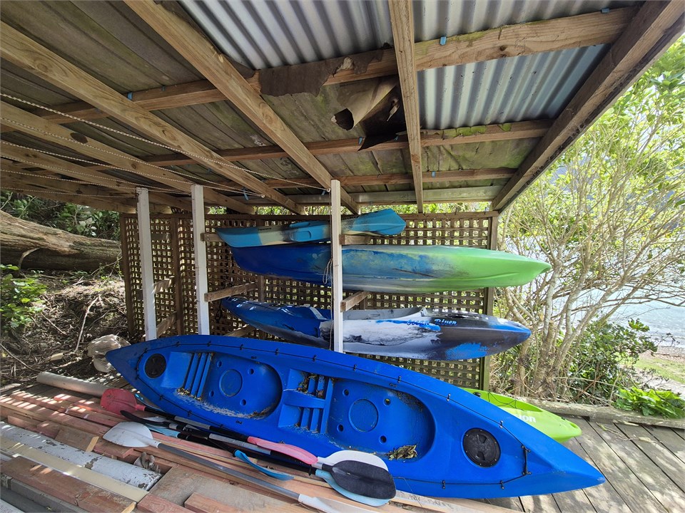 Kayaks, 3xsingle, 1xdouble, 1xkids