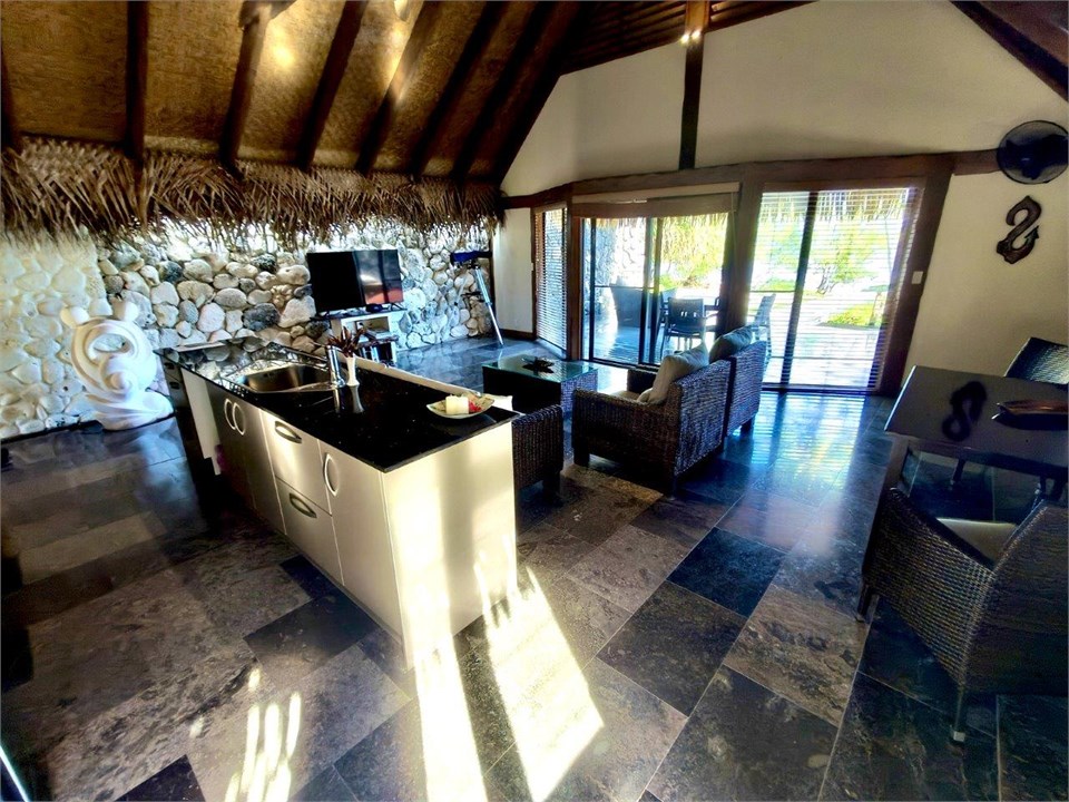 Large Open Plan Living.