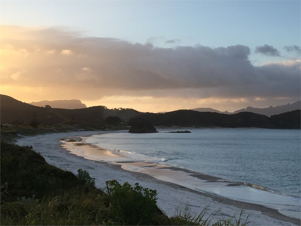VIEW - WEST ON BEACH