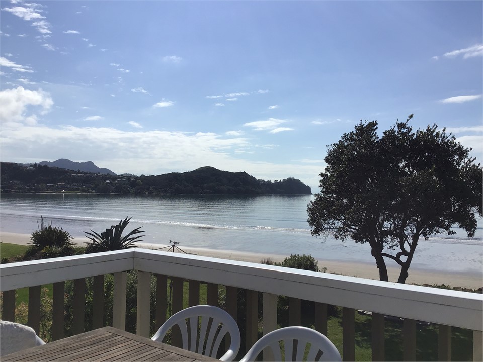 Whitianga Absolut Beach Front Holiday Home Whitianga Beach House for