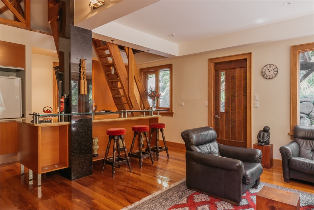 Kitchen/dining space