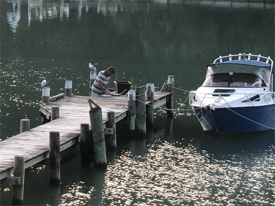 Jetty fishing for snapper