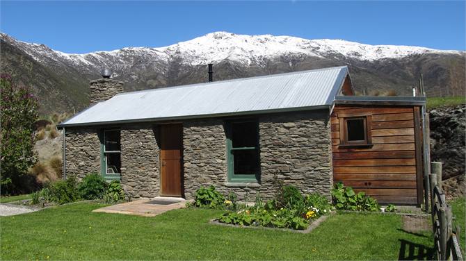 Historic Warbrick Stone Cotage