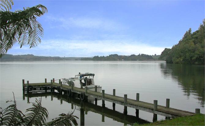Track to this private beach and Jetty