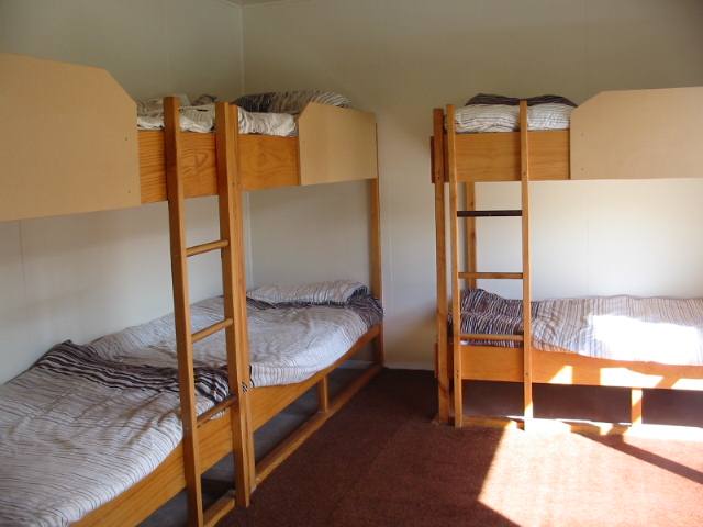 6 bed  Bunk room