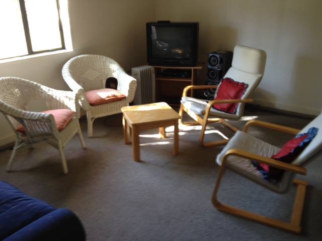 Second living area/bedroom