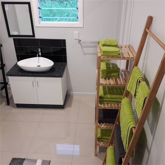 Bedroom 2 Ensuite/Shower