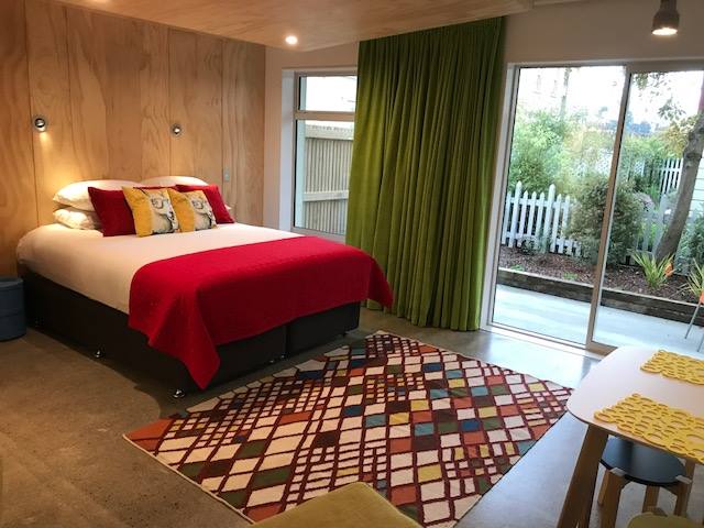 Sunny room with King bed, coffee/microwave/fridge,