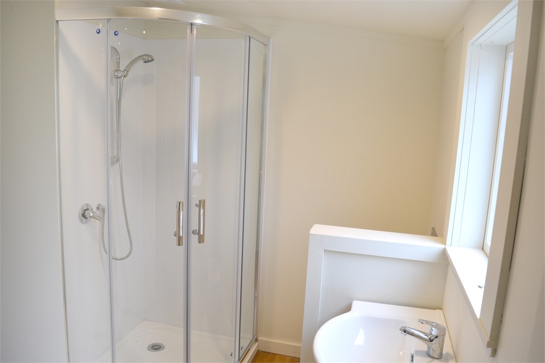 New Bathroom.  Shower has good water pressure , Ga