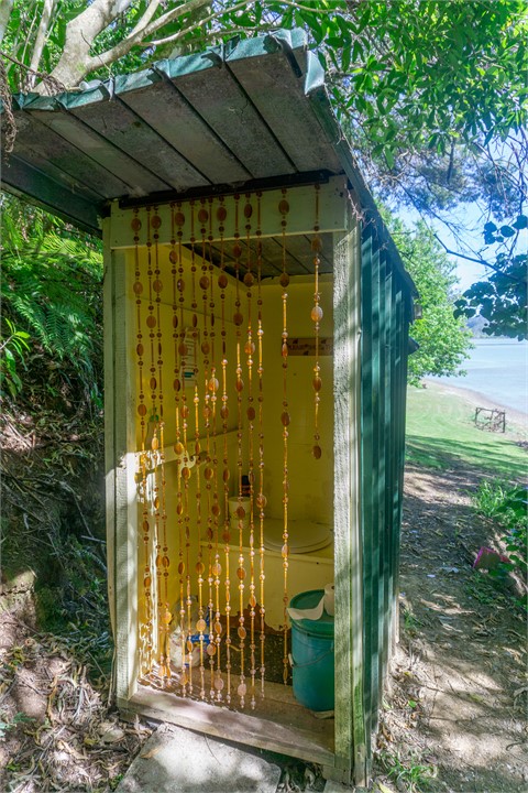 Traditional kiwi longdrop, extremely odour free