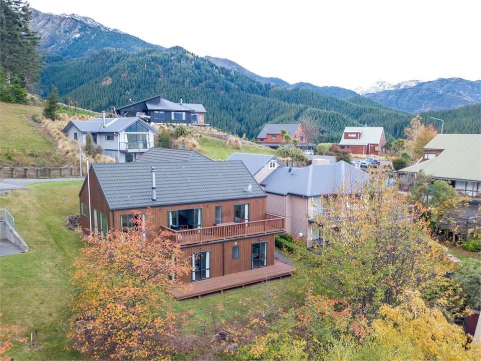 Treetop Lodge (Bachcare) Hanmer Springs Holiday Home for rent