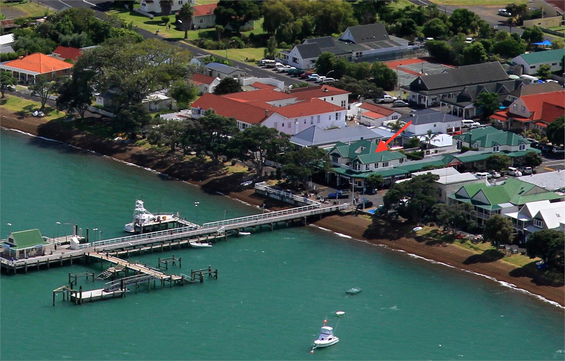 The Strand Apartment Russell Apartment for rent Holiday Houses