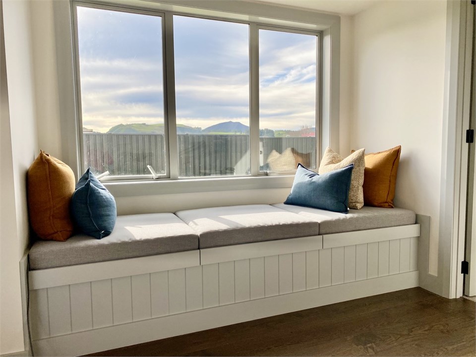 Beautiful window seat in lounge