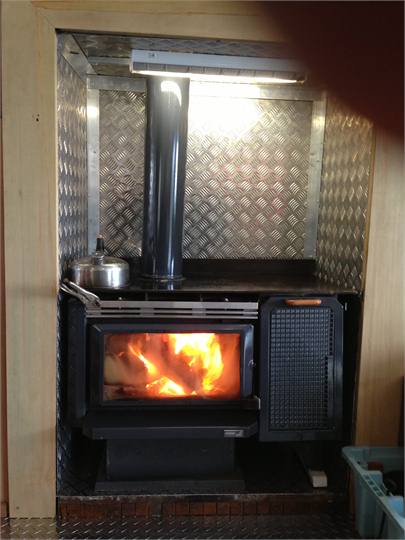 Log fire/stove