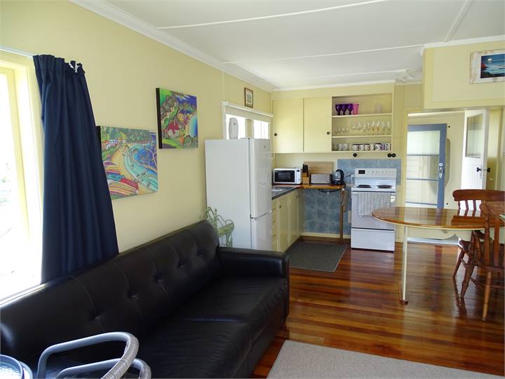 Lounge with pull out sofa bed