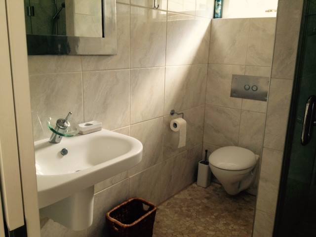 Ensuite for front bedroom