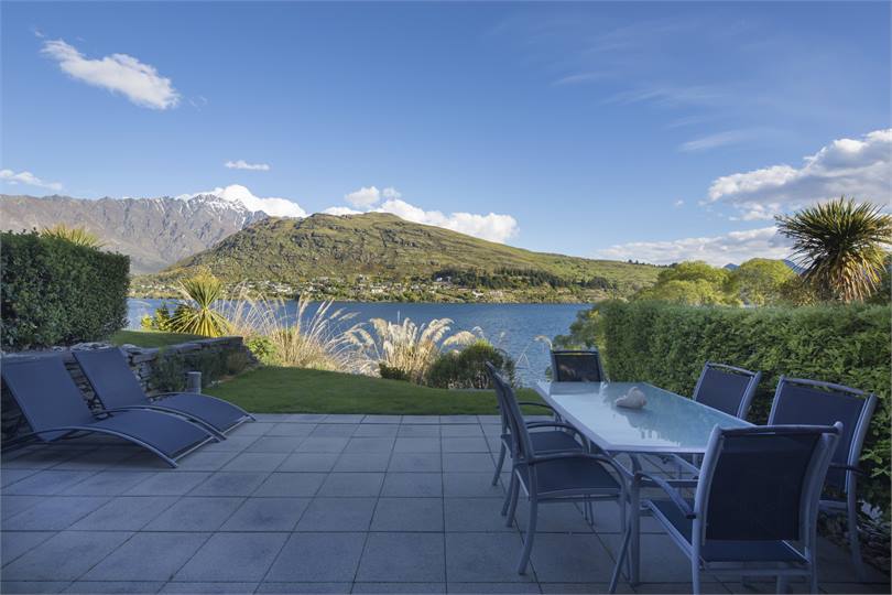 Outdoor Entertaining