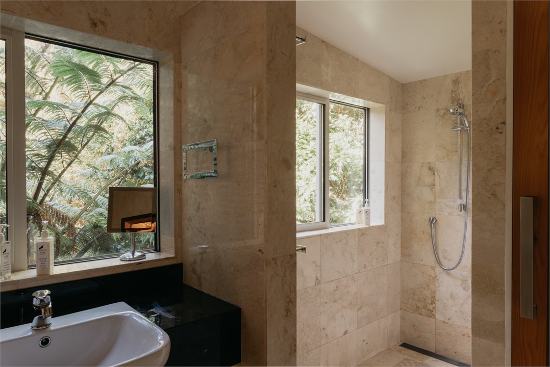 Main bathroom