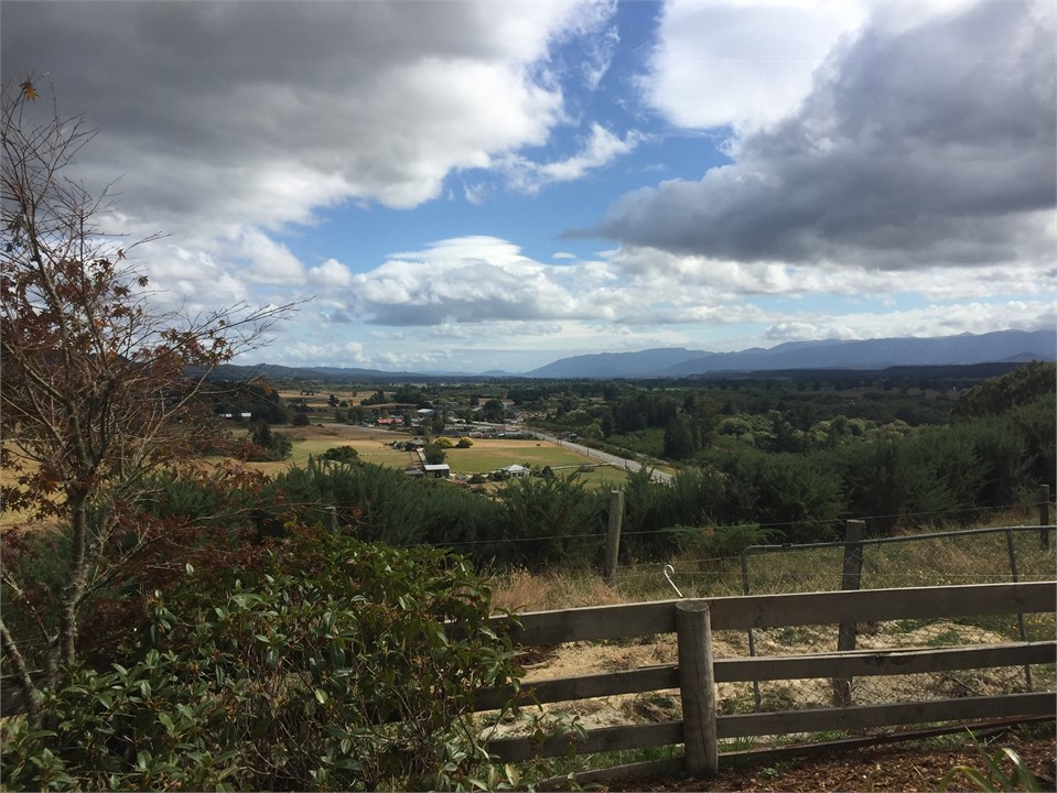 Views over the township of Ikamatua