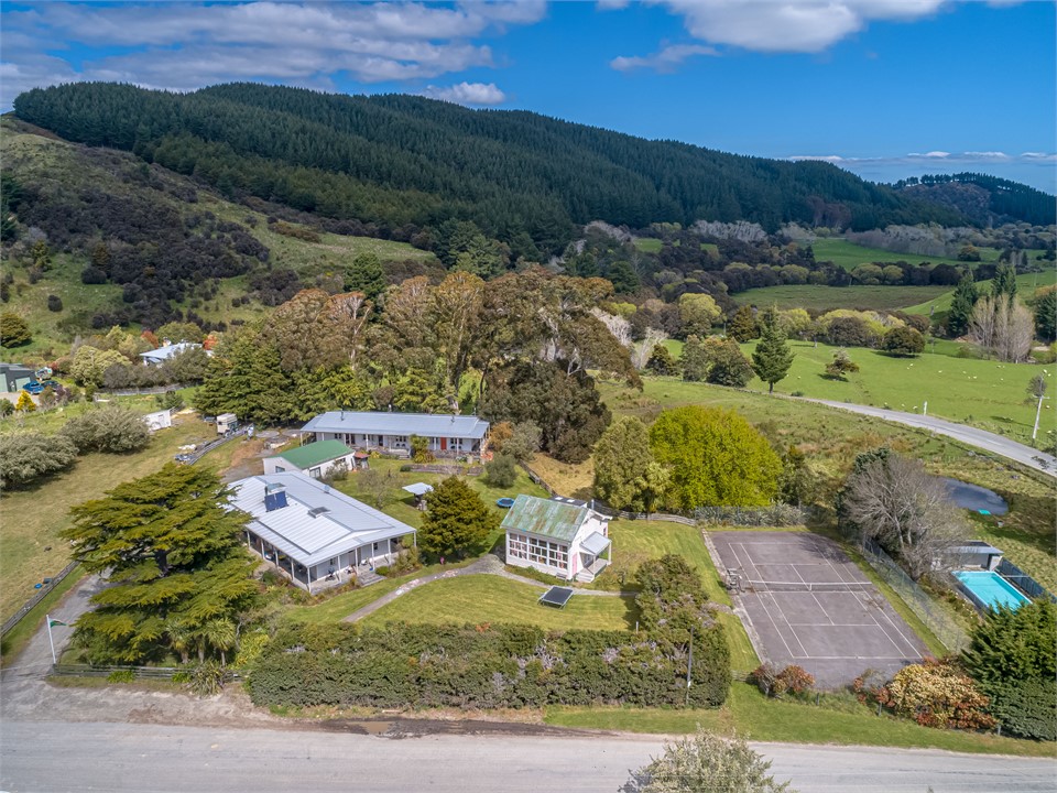 Bideford School Masterton Holiday Home for rent Holiday Houses