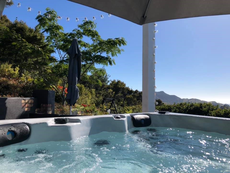 Hot Spa Pool Garden View