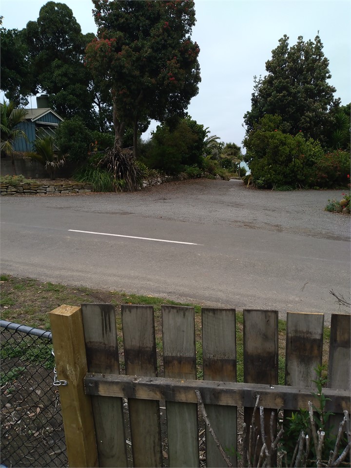 Pathway to Beach from gate