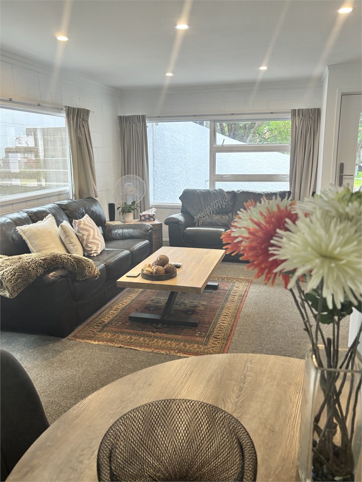 Lounge looking out to front patio