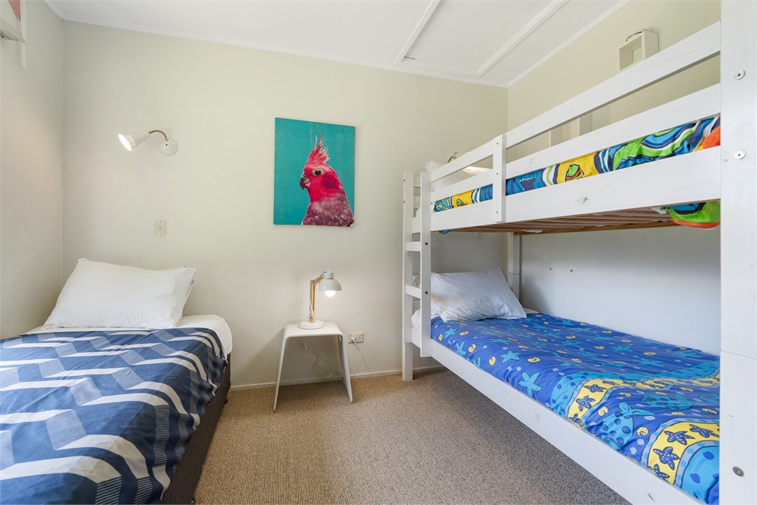 House 1 - 2nd Bedroom  Single and Single bunk