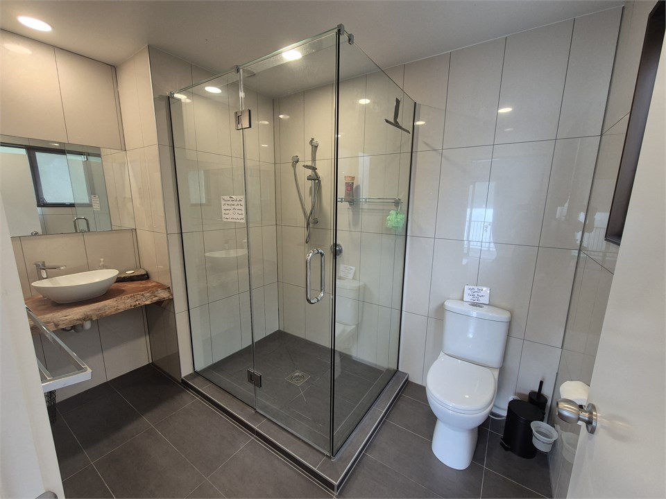 Upstairs master ensuite