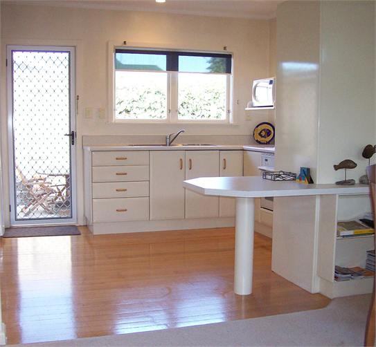 spacious kitchen 