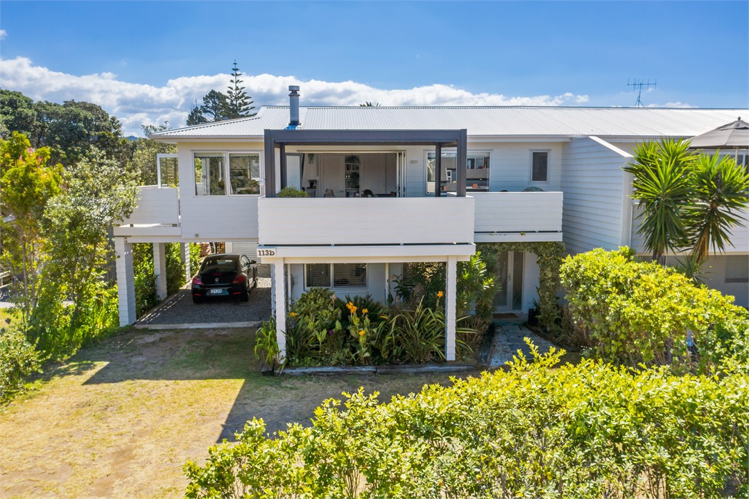 A REJUVENATING HOLIDAY ON RANFURLY Whangamata Holiday Home for rent